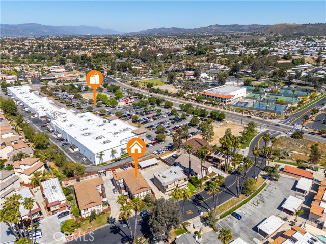 28230 Via Princesa, Murrieta CA: https://media.crmls.org/medias/393684b3-8d1c-4a3e-a624-d5f848140a84.jpg