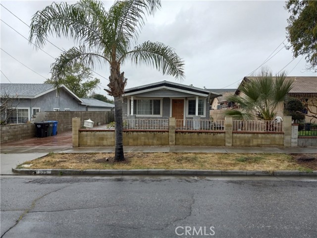 525 N Soldano Ave, Azusa, CA 91702