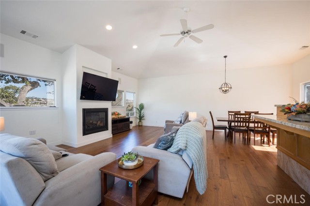 932 Margarita Avenue, Grover Beach CA: https://media.crmls.org/medias/39374ab6-4914-4a26-bd1b-7529a9e4ae88.jpg