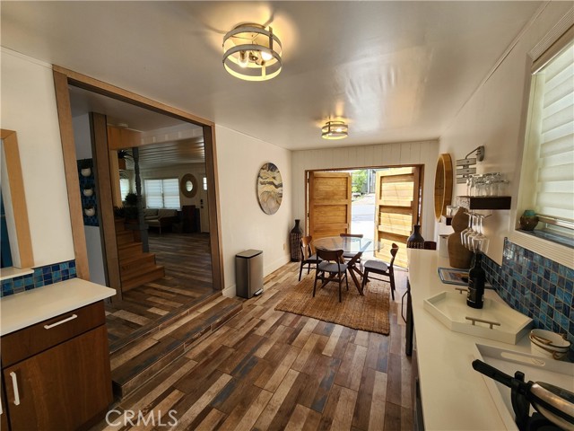 Detail Gallery Image 14 of 43 For 381 Maple Dr, Lake Arrowhead,  CA 92352 - 3 Beds | 1/1 Baths