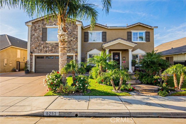 Detail Gallery Image 1 of 37 For 6251 Ruby Crest Way, Jurupa Valley,  CA 91752 - 5 Beds | 3 Baths