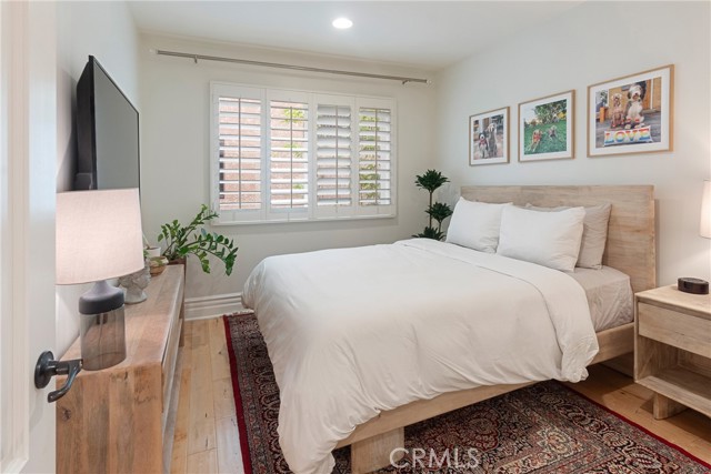 Detail Gallery Image 15 of 21 For 820 S Bedford St #102,  Los Angeles,  CA 90035 - 2 Beds | 2/1 Baths