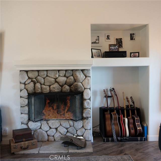 Detail Gallery Image 8 of 31 For 1343 Sequoia Dr, Lake Arrowhead,  CA 92352 - 4 Beds | 3/1 Baths