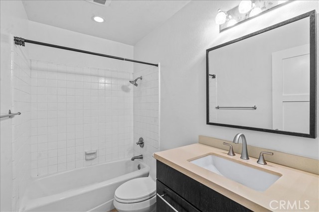 Detail Gallery Image 10 of 14 For 15062 Lorenat St, Irvine,  CA 92604 - 3 Beds | 2 Baths