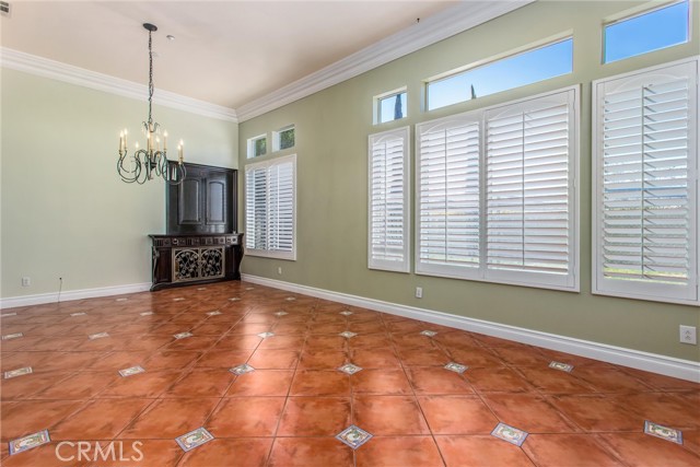 Detail Gallery Image 14 of 74 For 2136 Horse Trail Dr, Redlands,  CA 92373 - 4 Beds | 3/1 Baths