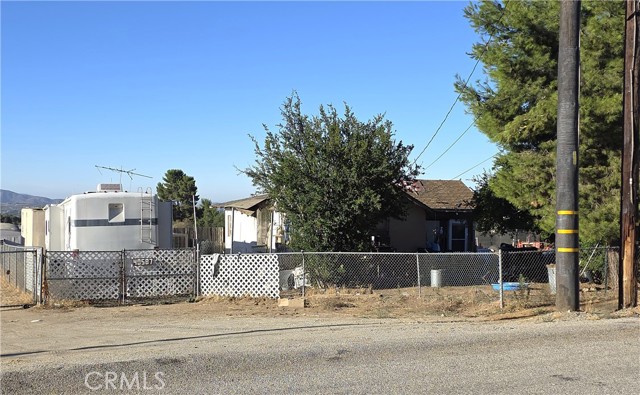 Detail Gallery Image 3 of 3 For 40587 Dutton St, Cherry Valley,  CA 92223 - 2 Beds | 1 Baths