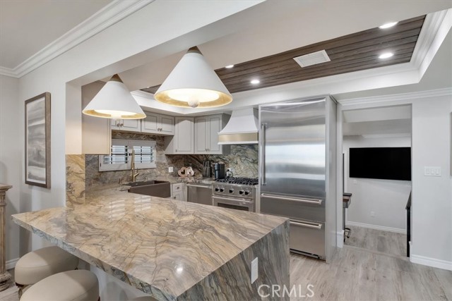 Detail Gallery Image 12 of 31 For 2808 W Oceanfront, Newport Beach,  CA 92663 - 4 Beds | 4 Baths