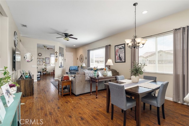 Detail Gallery Image 10 of 42 For 19493 Tor Hill, Apple Valley,  CA 92308 - 2 Beds | 2 Baths