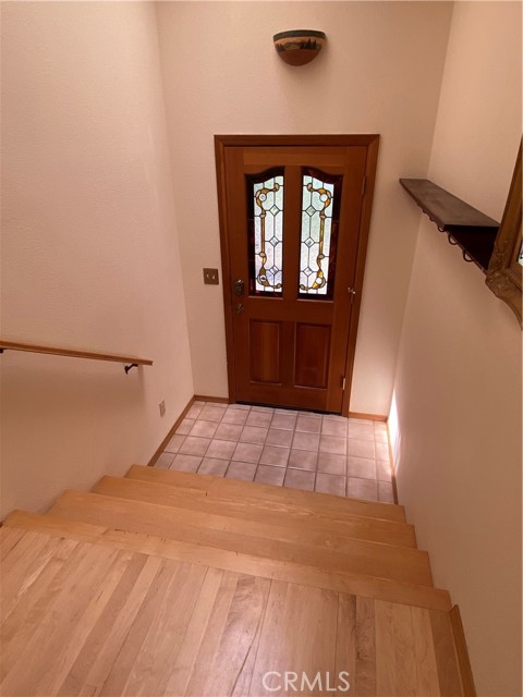 19232 N Shore Court, Hidden Valley Lake CA: https://media.crmls.org/medias/393b4fa6-98c9-4adb-82a8-dec04d12b1f9.jpg