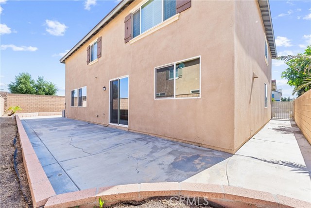 Detail Gallery Image 40 of 42 For 5305 Fulmer Ct, Jurupa Valley,  CA 91752 - 5 Beds | 4/1 Baths