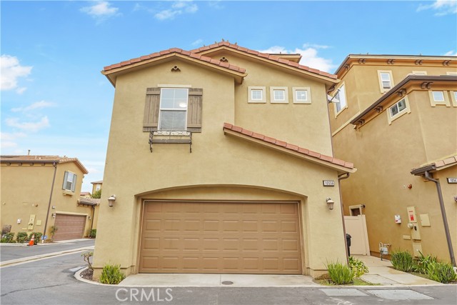 Detail Gallery Image 3 of 30 For 10556 Fuchsia Cir, Santa Fe Springs,  CA 90670 - 4 Beds | 3/1 Baths