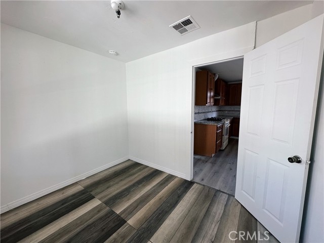 Image 14 of 32 For 1150 Kirby Street 72