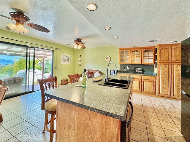 Detail Gallery Image 15 of 72 For 14410 Lee Ct, Clearlake Oaks,  CA 95423 - 3 Beds | 2 Baths