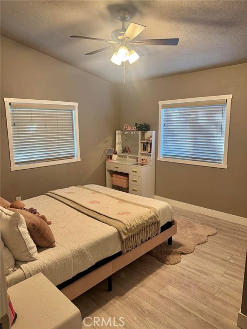 Image 15 of 31 For 627 Ventura  