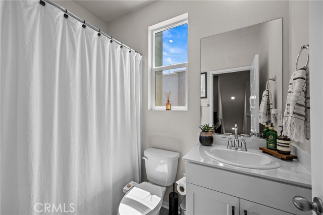 1752 Cayton Loop, West Covina CA: https://media.crmls.org/medias/393ff1d2-9531-4acc-9e2b-6db0eec65520.jpg