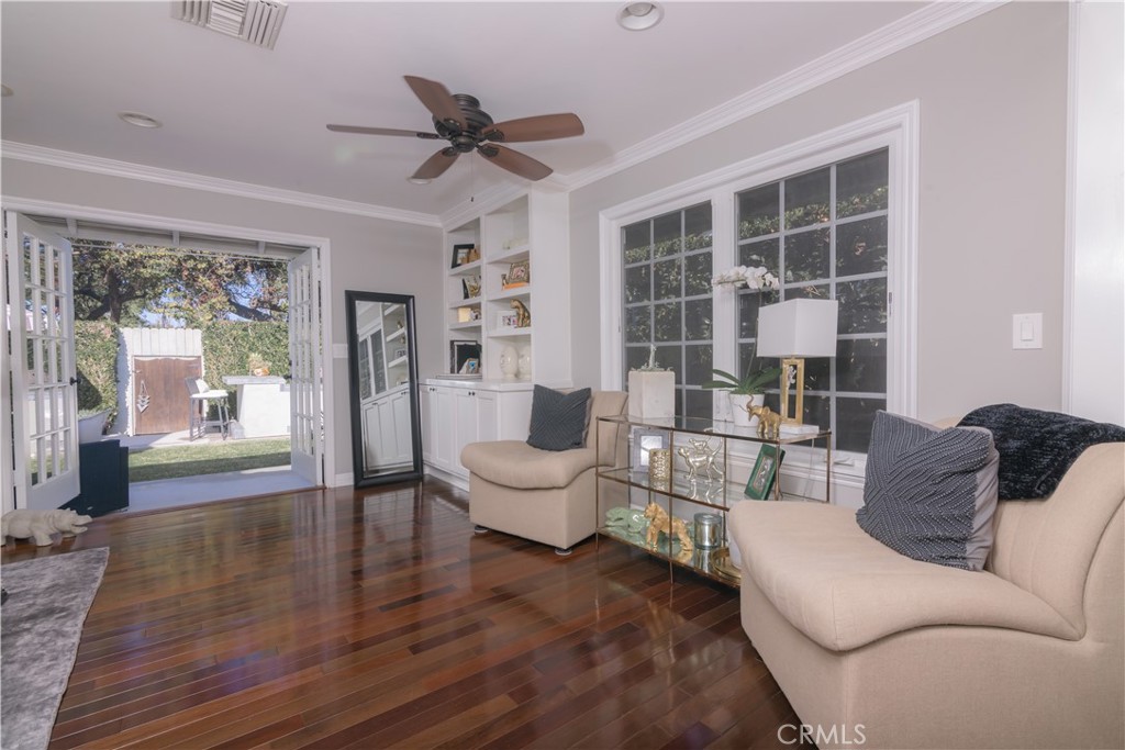 MLS #OC25265144 image #11