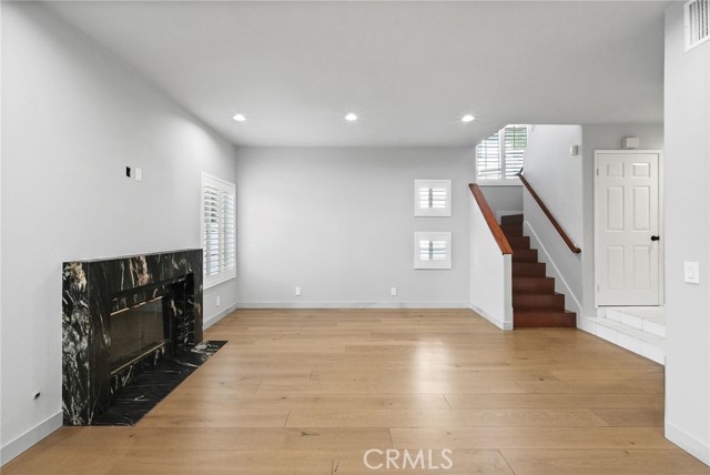 18328 Keswick Street photo 10