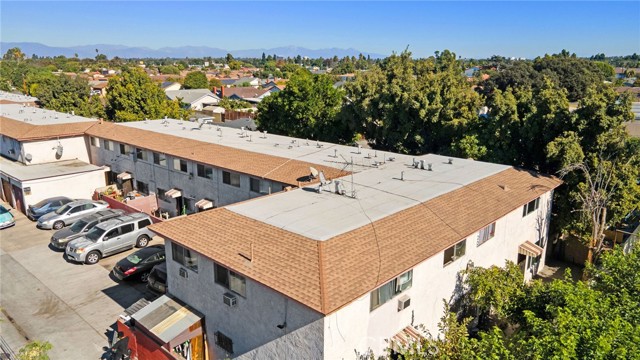 Detail Gallery Image 22 of 28 For 2020 W 23rd St #18,  Long Beach,  CA 90810 - 4 Beds | 2 Baths