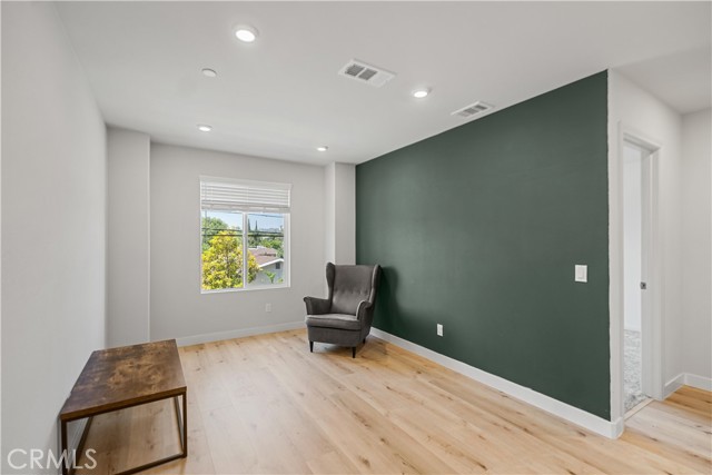 Detail Gallery Image 12 of 35 For 2125 Rio Grande, Pomona,  CA 91766 - 3 Beds | 2/1 Baths