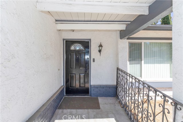 10826 De Haven Avenue photo 4