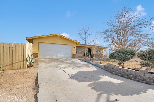 15539 Topango Rd., Victorville CA: https://media.crmls.org/medias/39429f2b-2c8b-4749-98b2-62ef799009d7.jpg