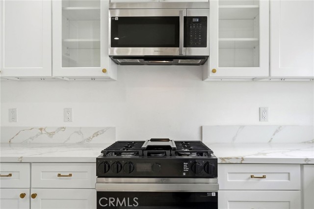 Detail Gallery Image 11 of 32 For 833 E Acacia, Glendale,  CA 91205 - 3 Beds | 2 Baths