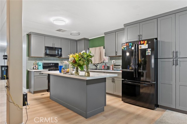3753 E Avenue I #62, Lancaster CA: https://media.crmls.org/medias/3942c1ff-b8a7-45bc-8fe3-527289c24469.jpg