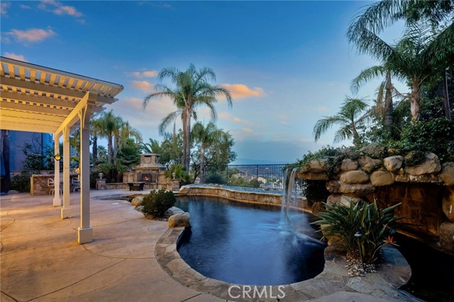 Detail Gallery Image 66 of 72 For 24274 Reyes Adobe Way, Valencia,  CA 91354 - 5 Beds | 4/1 Baths