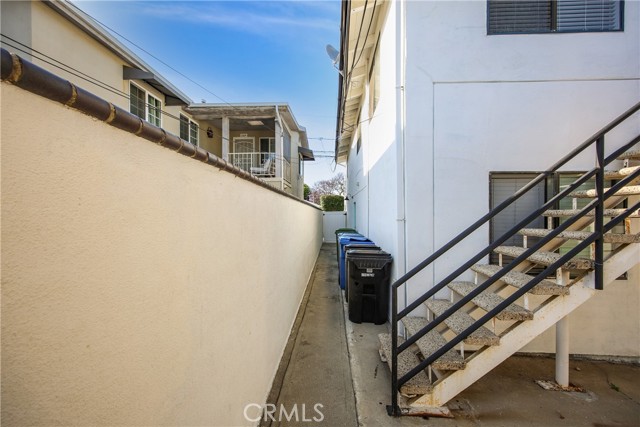 1054 West 23rd Street photo 14