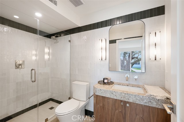 Detail Gallery Image 24 of 54 For 2880 Club House Rd, Costa Mesa,  CA 92626 - 5 Beds | 2/1 Baths