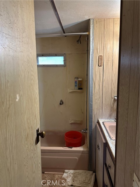 19645 Water Canyon Road, Tehachapi CA: https://media.crmls.org/medias/3943f3d5-306d-42d0-ba53-2fc69c44472d.jpg