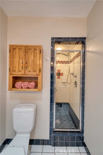 430 N Canyon Boulevard, Monrovia CA: https://media.crmls.org/medias/394521e4-bbe9-4ea6-a6fb-c7b28e00f4c1.jpg