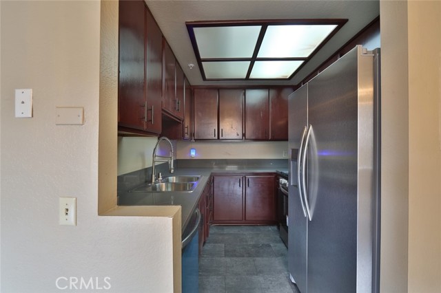 Detail Gallery Image 8 of 32 For 222 S Catalina Ave #9,  Pasadena,  CA 91106 - 3 Beds | 3/1 Baths