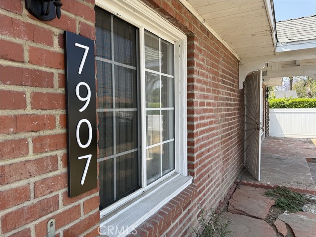 7907 Wilbur Avenue, Reseda CA: https://media.crmls.org/medias/3946601a-fb10-4c5e-a7cb-2dfb2d4ec0d2.jpg
