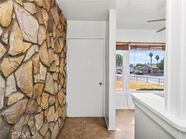 Detail Gallery Image 7 of 41 For 15231 Tyler St, Sylmar,  CA 91342 - 3 Beds | 1 Baths