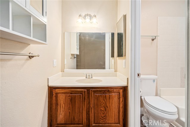 Detail Gallery Image 18 of 27 For 43649 Park Ave, Lancaster,  CA 93534 - 3 Beds | 2/1 Baths