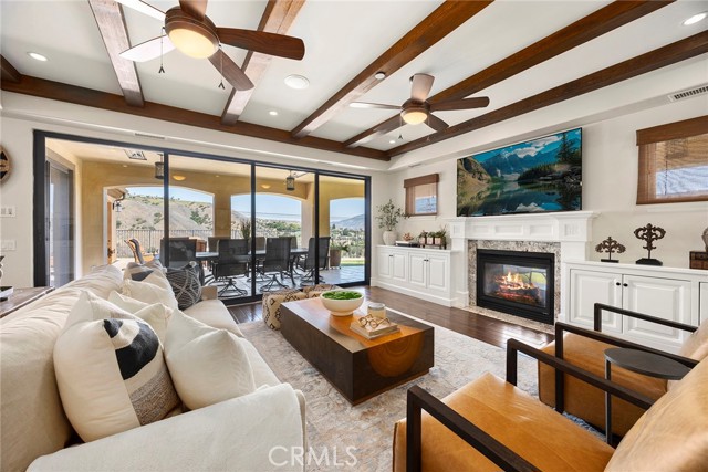 21925 Heatheridge Drive, Yorba Linda CA: https://media.crmls.org/medias/3947faeb-02cf-4809-8711-a44997e65084.jpg