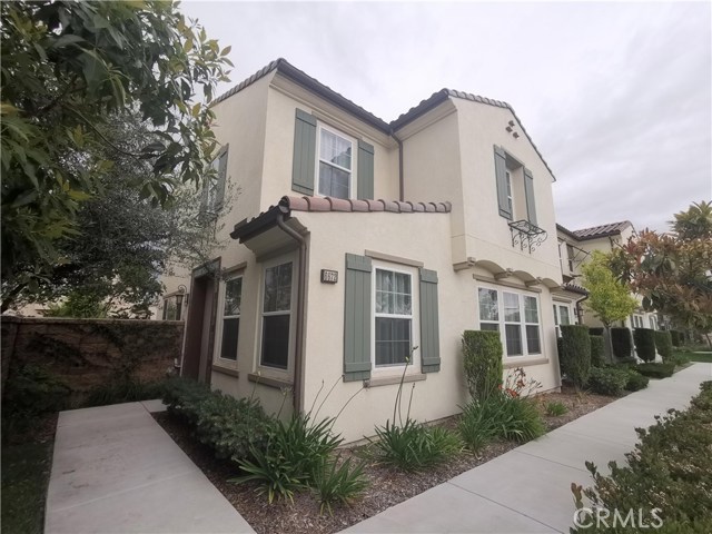 6672 Eucalyptus Ave, Chino, CA 91710