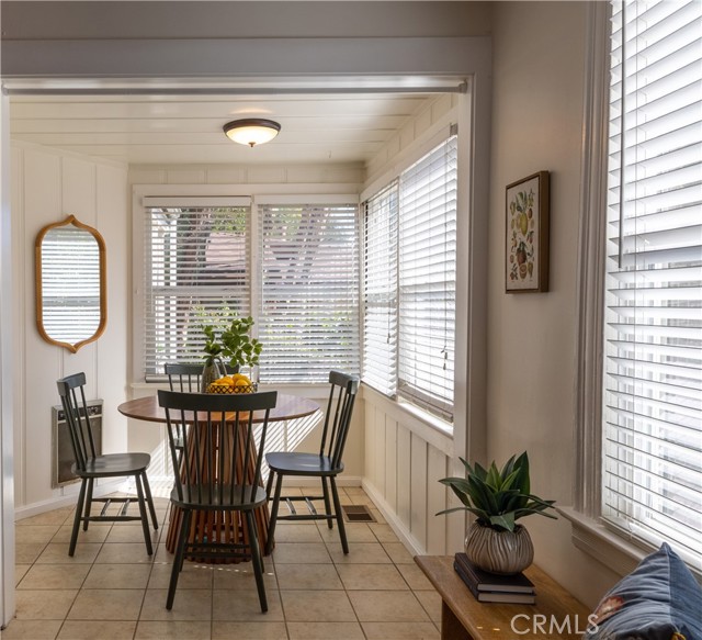 Detail Gallery Image 24 of 60 For 703 Manzanita Ave, Sierra Madre,  CA 91024 - 4 Beds | 3 Baths