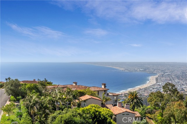 952 Via Del Monte, Palos Verdes Estates CA: https://media.crmls.org/medias/394a5b85-b573-4331-abd2-8429b0f7c8c1.jpg