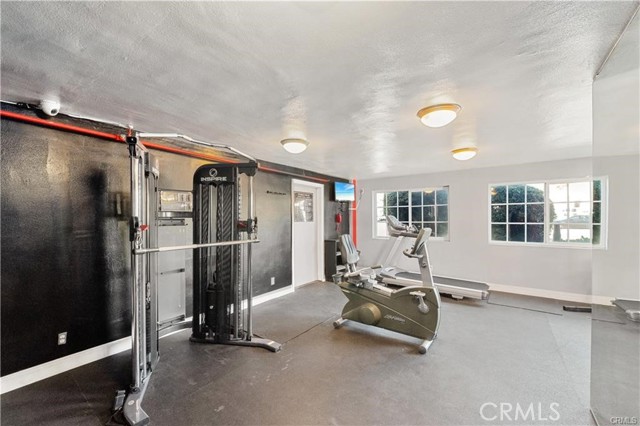 Image 28 of 43 For 2156 Colorado Boulevard