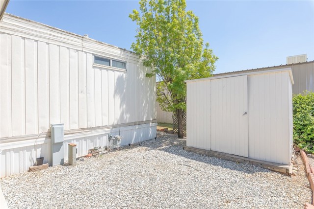 12700 2nd Street, Yucaipa CA: https://media.crmls.org/medias/394a867b-9d2b-497c-94eb-b67d4aeb7b05.jpg