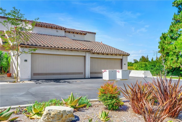 53 Seaview Drive, Rolling Hills Estates, California 90274, 3 Bedrooms Bedrooms, ,3 BathroomsBathrooms,Residential,Sold,Seaview,PV21179724