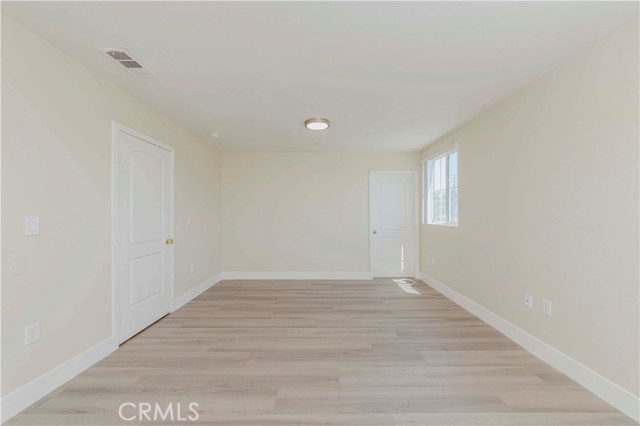Detail Gallery Image 6 of 35 For 8711 Mckinley Pl, Los Angeles,  CA 90002 - 5 Beds | 3 Baths
