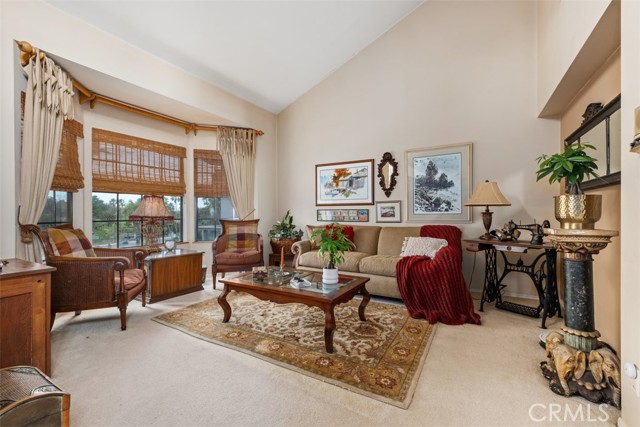 Detail Gallery Image 10 of 31 For 23 Ocean Vista, Newport Beach,  CA 92660 - 2 Beds | 2/1 Baths