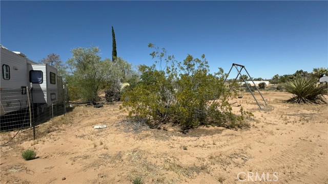 Detail Gallery Image 32 of 47 For 2975 La Habra Ave, Yucca Valley,  CA 92284 - 3 Beds | 2 Baths