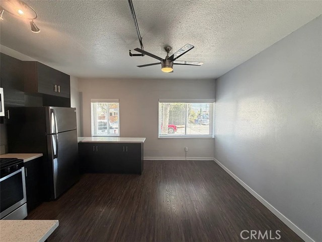 Detail Gallery Image 5 of 14 For 601 Linden Ave #104,  Long Beach,  CA 90802 - 1 Beds | 1 Baths