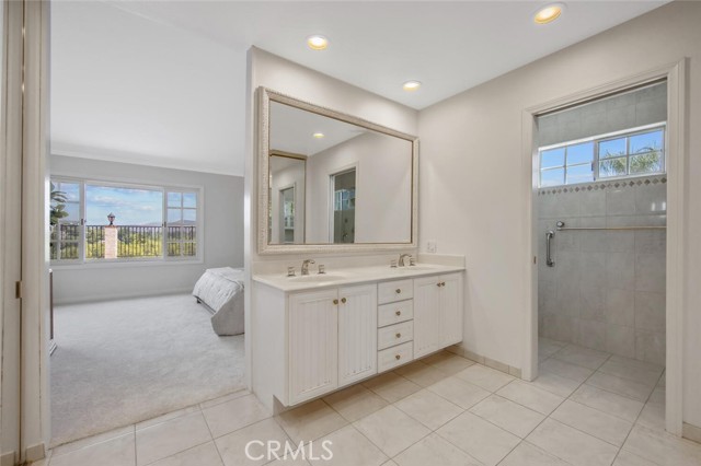 2039 Channelford Road, Westlake Village CA: https://media.crmls.org/medias/394d3b8e-ba54-4d45-b0e9-9083cf53a810.jpg