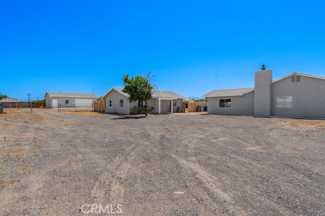 16233 Manzanita Street, Hesperia CA: https://media.crmls.org/medias/394d6ea6-5be3-4341-967e-8b7266f86b35.jpg