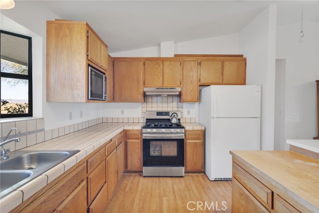 Detail Gallery Image 18 of 62 For 37404 Harvard Rd, Newberry Springs,  CA 92365 - 4 Beds | 3 Baths